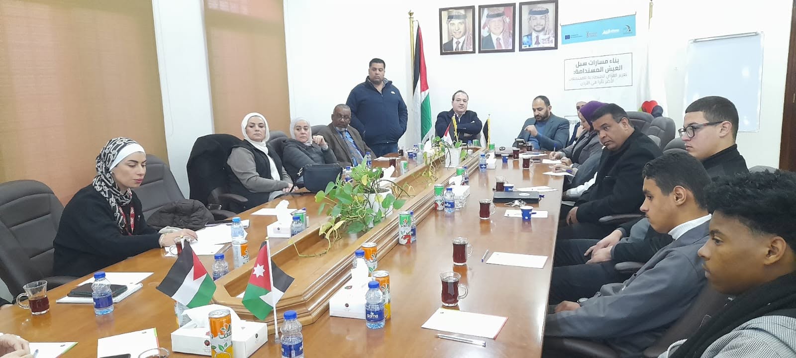 جلسة حوارية لتعزيز الربط بين مخرجات التدريب المهني ومتطلبات سوق العمل الصناعي